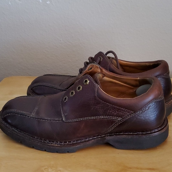 Johnston & Murphy Lace Up Oxford Shoes - Picture 6 of 15